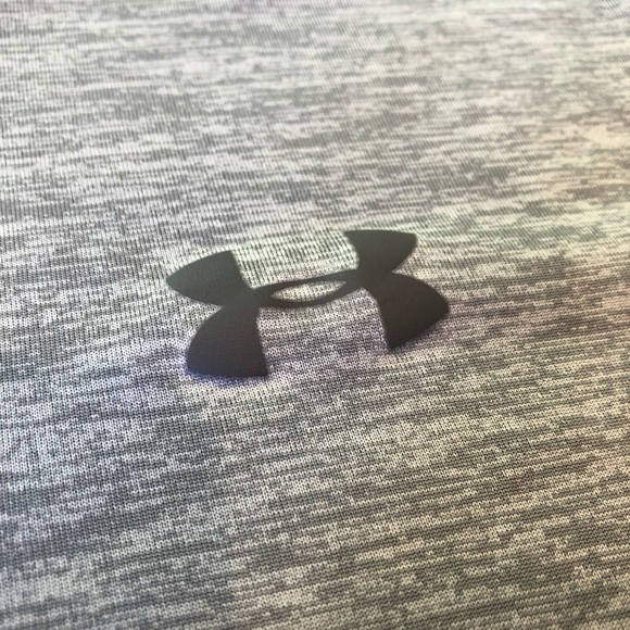 EUC Under Armour Tech V-Neck Short Sleeve - Picture 4 of 6